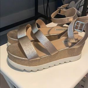 Steve Madden Metallic Kirsten Platform Sandals